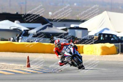 media/Feb-12-2022-SoCal Trackdays (Sat) [[3b21b94a56]]/Turn 2 (1045am)/